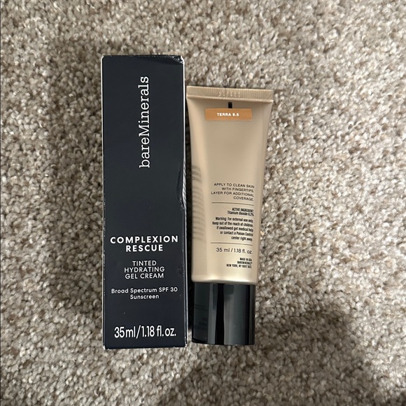 bareMinerals Complexion Rescue Tinted Gel Cream- Terra 8.5 - Picture 4 of 4